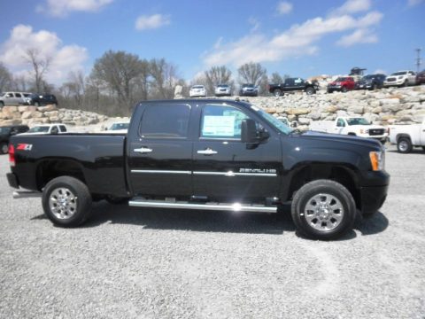 Onyx Black GMC Sierra 2500HD Denali Crew Cab 4x4.  Click to enlarge.