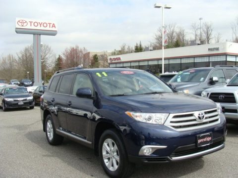 Nautical Blue Pearl Toyota Highlander SE 4WD.  Click to enlarge.