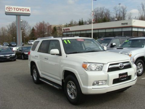 Blizzard White Pearl Toyota 4Runner SR5 4x4.  Click to enlarge.