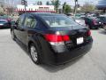 2010 Legacy 2.5i Sedan #8