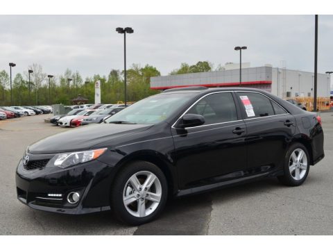 Attitude Black Metallic Toyota Camry SE.  Click to enlarge.