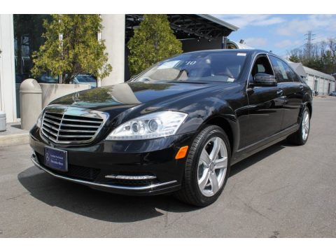 Black Mercedes-Benz S 550 4Matic Sedan.  Click to enlarge.