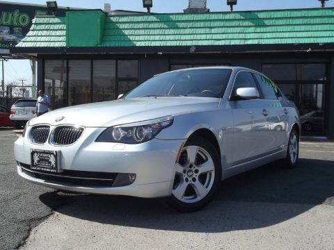 Platinum Grey Metallic BMW 5 Series 535xi Sedan.  Click to enlarge.