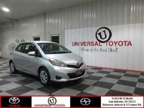 Classic Silver Metallic Toyota Yaris L 3 Door.  Click to enlarge.