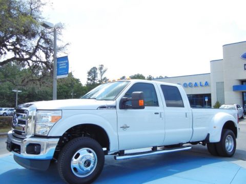 Oxford White Ford F350 Super Duty Lariat Crew Cab 4x4 Dually.  Click to enlarge.