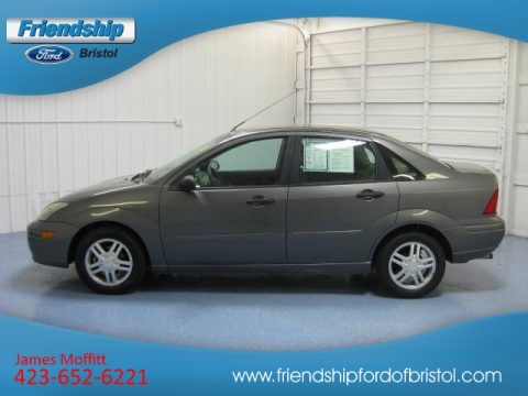 Liquid Grey Metallic Ford Focus SE Sedan. Click to enlarge. Liquid Grey Metallic Ford Focus SE Sedan. Click to enlarge.