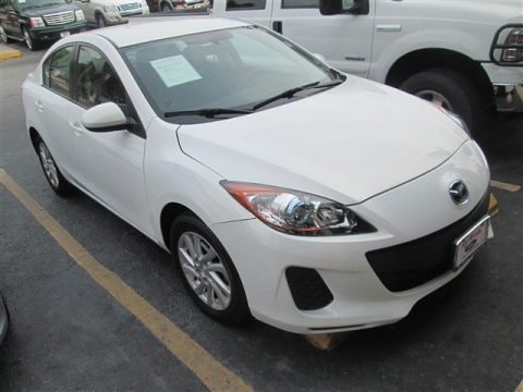 Crystal White Pearl Mica Mazda MAZDA3 i Touring 4 Door.  Click to enlarge.