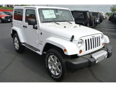 Bright White Jeep Wrangler Sahara 4x4. Click to enlarge. Bright White Jeep Wrangler Sahara 4x4. Click to enlarge.