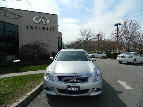 Liquid Platinum Infiniti G 25 x AWD Sedan.  Click to enlarge.