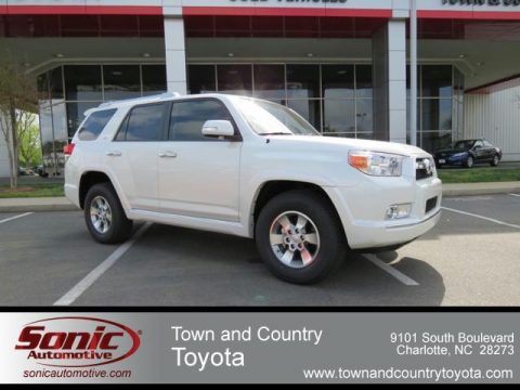 Blizzard White Pearl Toyota 4Runner SR5.  Click to enlarge.