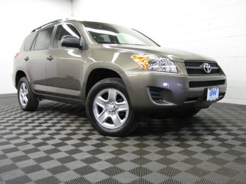 Pyrite Metallic Toyota RAV4 I4 4WD.  Click to enlarge.