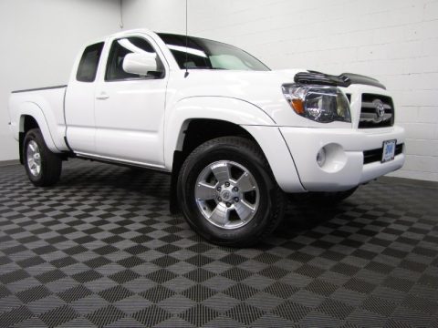 Super White Toyota Tacoma V6 SR5 Access Cab 4x4.  Click to enlarge.