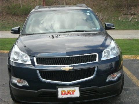 Dark Blue Metallic Chevrolet Traverse LT AWD.  Click to enlarge.