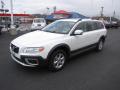 2012 Volvo XC70 3.2 AWD Ice White 2012 Volvo XC70 3.2 AWD Ice White