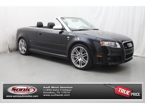 Phantom Black Pearl Effect Audi RS4 4.2 quattro Convertible.  Click to enlarge.
