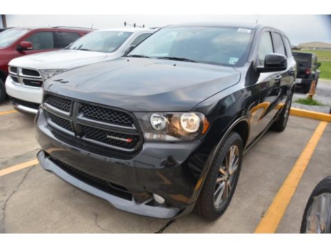 Brilliant Black Crystal Pearl Dodge Durango Rallye.  Click to enlarge.