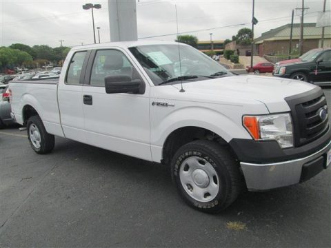 Oxford White Ford F150 XL SuperCab.  Click to enlarge.