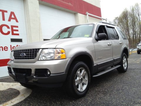 Silver Birch Metallic Ford Explorer XLT 4x4.  Click to enlarge.