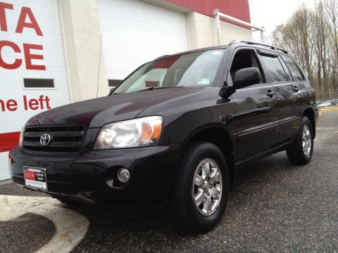 Black Toyota Highlander V6 4WD.  Click to enlarge.