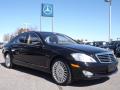 Front 3/4 View of 2007 Mercedes-Benz S 550 4Matic Sedan #3