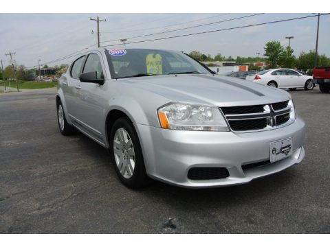 Bright Silver Metallic Dodge Avenger Express.  Click to enlarge.