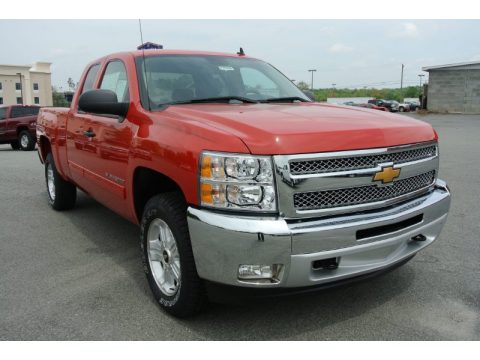 Victory Red Chevrolet Silverado 1500 LT Extended Cab 4x4.  Click to enlarge.