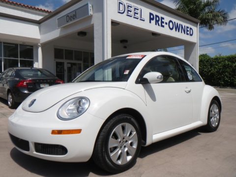 Candy White Volkswagen New Beetle 2.5 Coupe.  Click to enlarge.