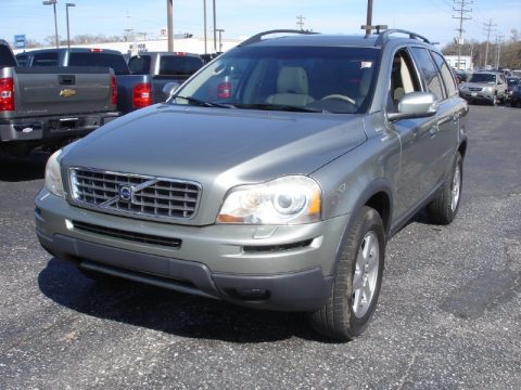 Willow Green Metallic Volvo XC90 3.2 AWD.  Click to enlarge.