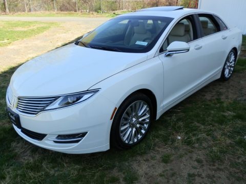 Crystal Champagne Lincoln MKZ 2.0L EcoBoost AWD.  Click to enlarge.