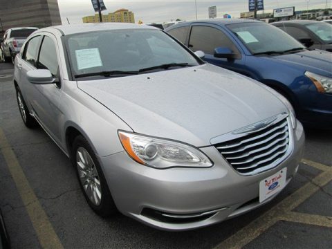 Bright Silver Metallic Chrysler 200 LX Sedan.  Click to enlarge.