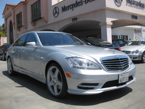 Iridium Silver Metallic Mercedes-Benz S 550 Sedan.  Click to enlarge.