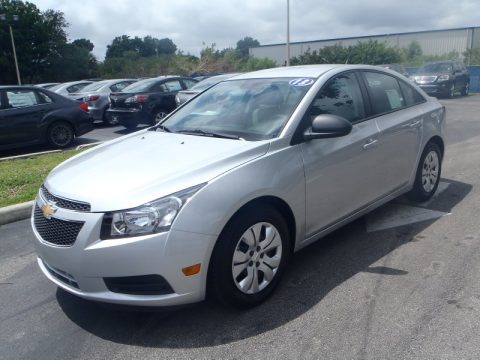 Silver Ice Metallic Chevrolet Cruze LS.  Click to enlarge.