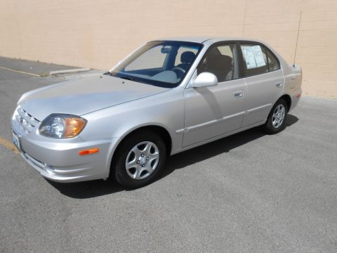Silver Mist Hyundai Accent GL Sedan.  Click to enlarge.