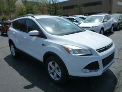 Oxford White Ford Escape SE 1.6L EcoBoost 4WD.  Click to enlarge.