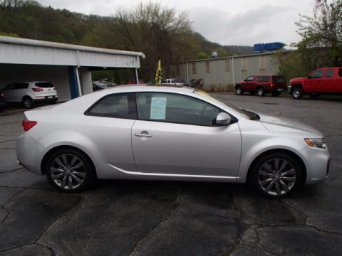 Bright Silver Metallic Kia Forte Koup SX.  Click to enlarge.