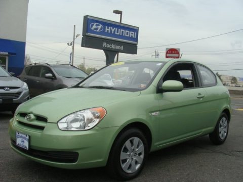 Apple Green Metallic Hyundai Accent GL 3 Door.  Click to enlarge.