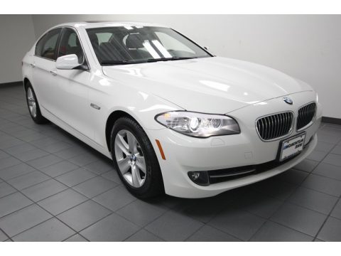 Alpine White BMW 5 Series 528i Sedan.  Click to enlarge.