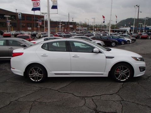 Snow White Pearl Kia Optima SX. Click to enlarge. Snow White Pearl Kia Optima SX. Click to enlarge.