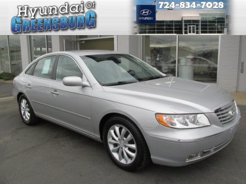 Bright Silver Hyundai Azera Limited.  Click to enlarge.