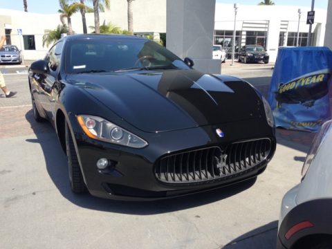 Nero (Black) Maserati GranTurismo .  Click to enlarge.