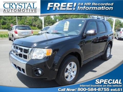 Black Ford Escape Limited V6 4WD.  Click to enlarge.