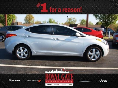 Shimmering Air Silver Hyundai Elantra GLS.  Click to enlarge.