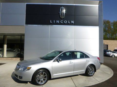 Brilliant Silver Metallic Lincoln MKZ AWD Sedan.  Click to enlarge.
