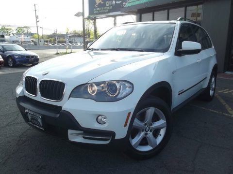 Alpine White BMW X5 xDrive30i.  Click to enlarge.