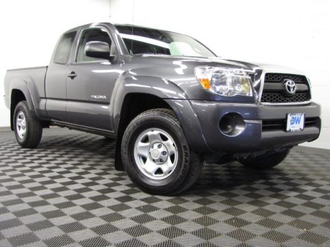 Magnetic Gray Metallic Toyota Tacoma SR5 Access Cab 4x4.  Click to enlarge.