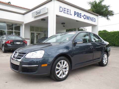 Blue Graphite Metallic Volkswagen Jetta S Sedan.  Click to enlarge.