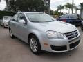 Front 3/4 View of 2010 Volkswagen Jetta Limited Edition Sedan #7