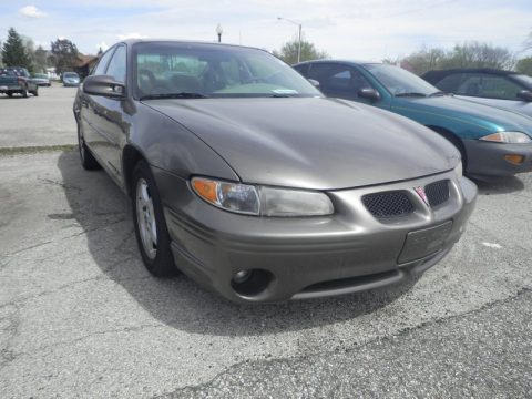 Dark Bronzemist Metallic Pontiac Grand Prix SE Sedan.  Click to enlarge.