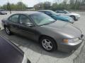 2001 Grand Prix SE Sedan #2