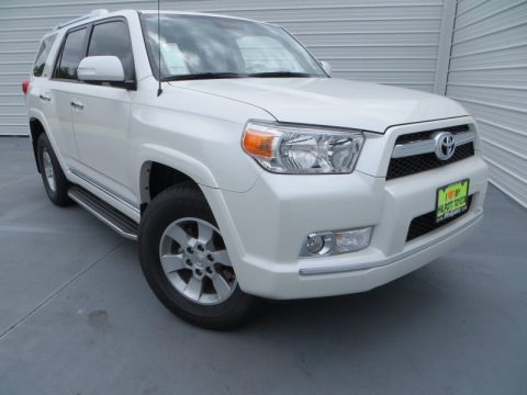 Blizzard White Pearl Toyota 4Runner SR5.  Click to enlarge.